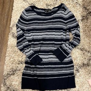 Banana republic light weight knit sweater